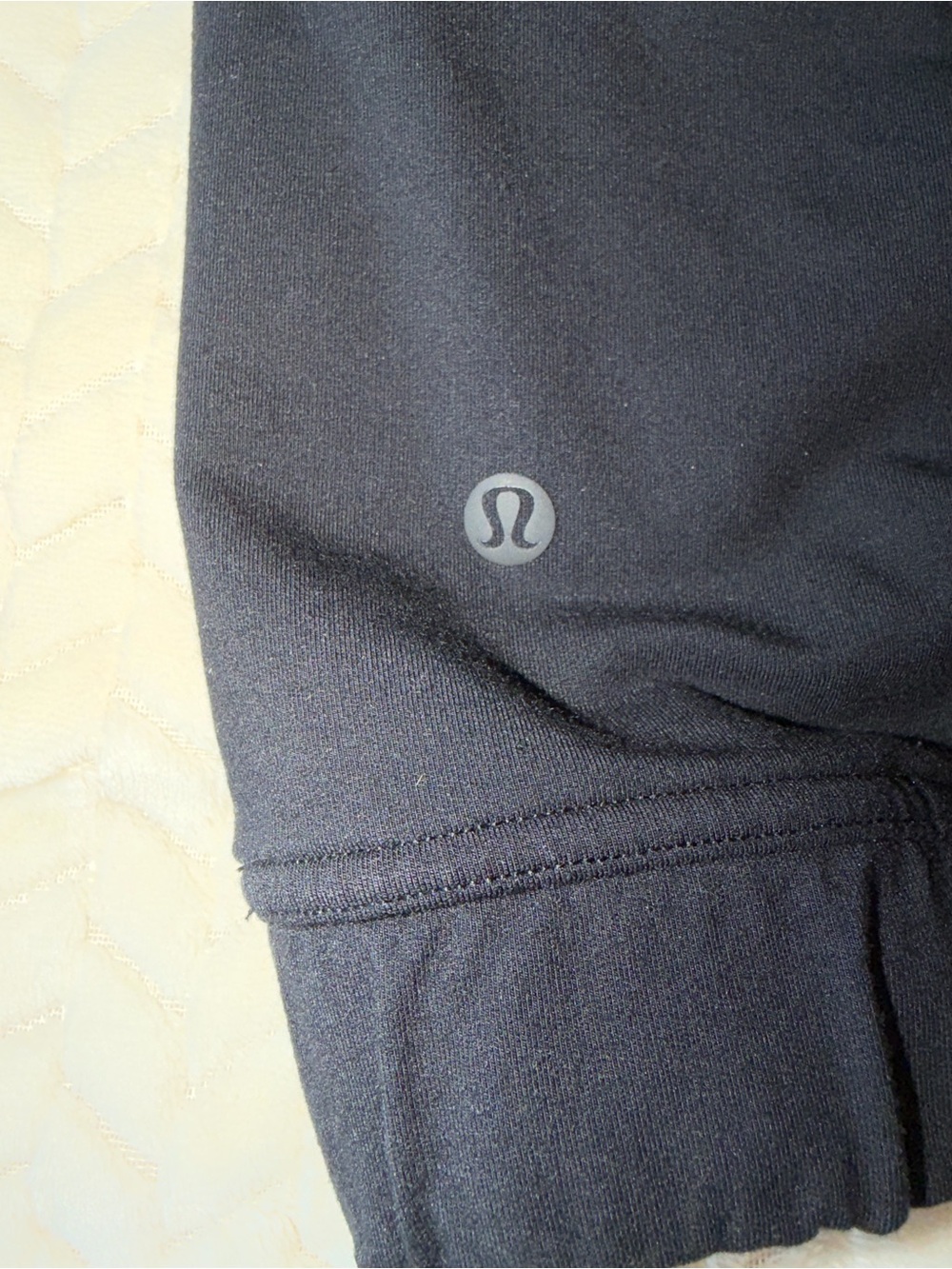 Lululemon Twisted & Tucked Pullover Black Size 4 - Picture 5 of 13